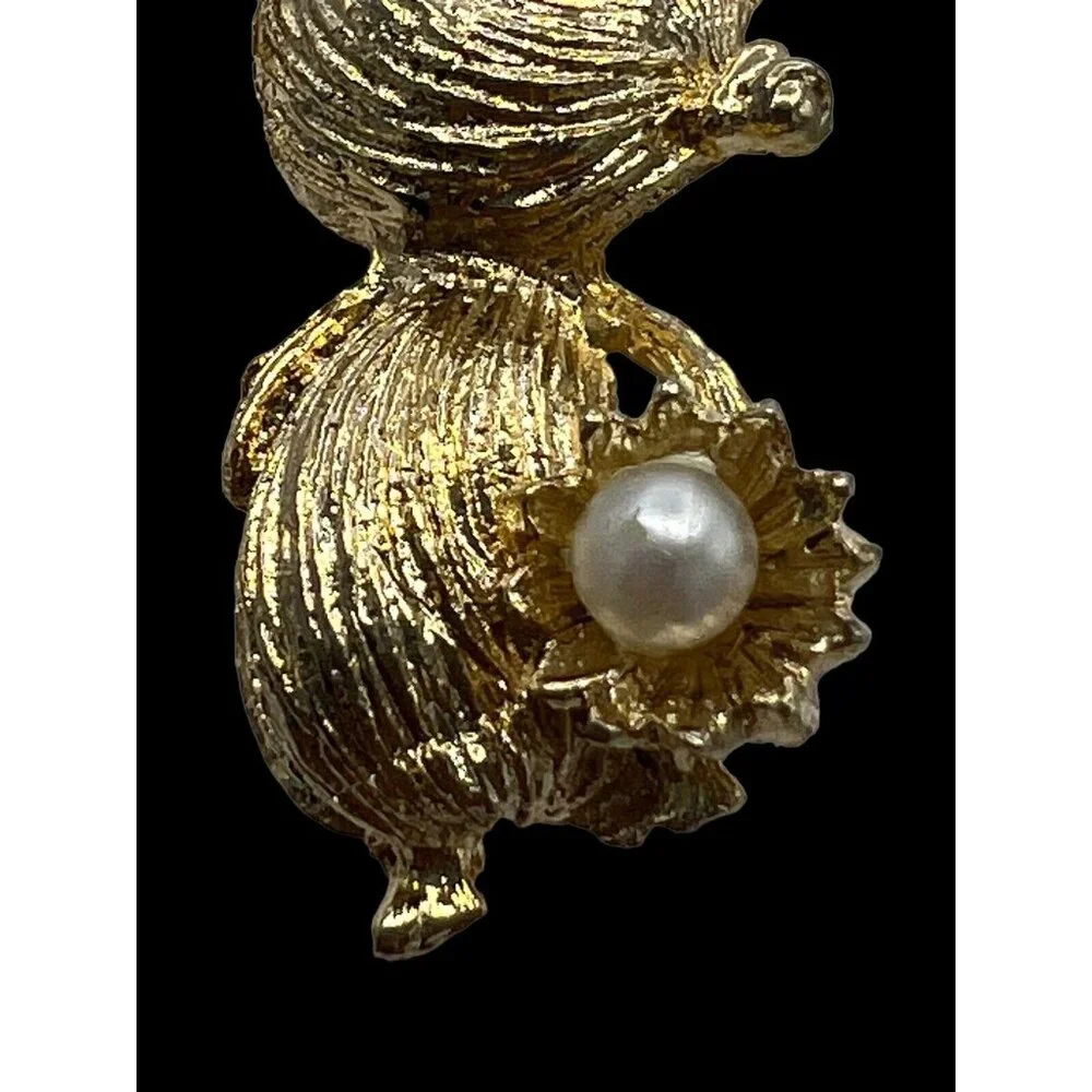 Brooch Bunny Rabbit Pin Holding Flower w/ Pearl Brushed Gold Tone 2” Easter Gift